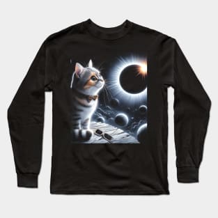 2024 Total Solar Eclipse Cat Watching Total Solar Eclipse Long Sleeve T-Shirt